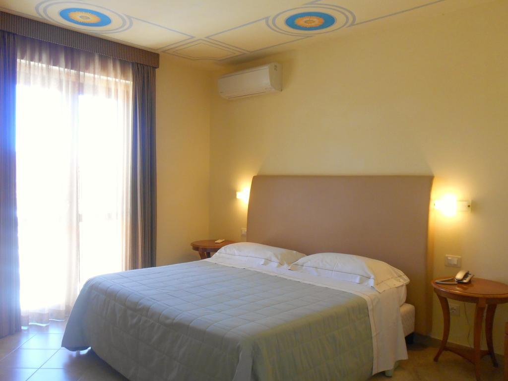 סטורניה Hotel Saturno Fonte Pura מראה חיצוני תמונה